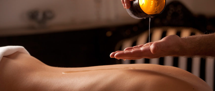 Descubre los 5 mejores aceites para dar masajes sensuales