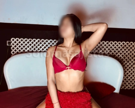 solomasajistas Masajes eróticos                    Barcelona Dulce y entregada. Tu masajista favorita! 608469660