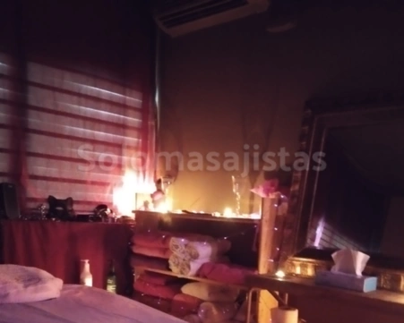 solomasajistas Masajes eróticos                    Barcelona Massatgista catalana dolça i bonica. Particular. 632817939
