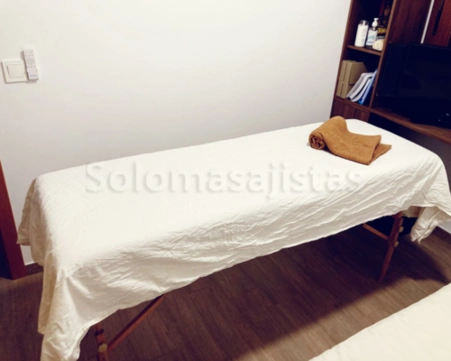 solomasajistas Masajistas masculinos                    Valencia Masaje masc 4 manos 643742004
