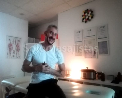 solomasajistas Masajes Terapéuticos							 Masajista Profesional Titulado 