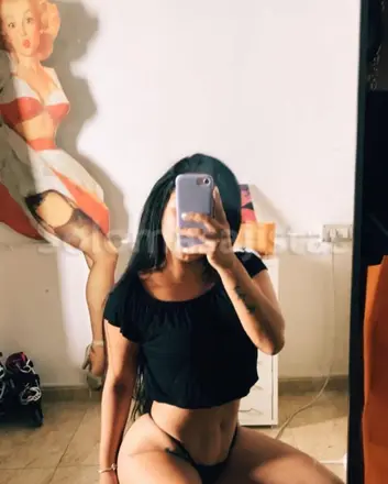 solomasajistas Masajes Eróticos							 Violeta, muy guapa