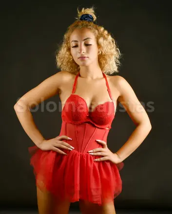 solomasajistas Masajes Eróticos							 AMIRA ESPAÑOLA   lujuria placer sin limites 640262584
