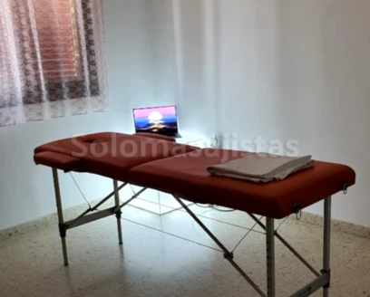solomasajistas Masajistas Sevilla MASAJISTA PROFESIONAL 645487468