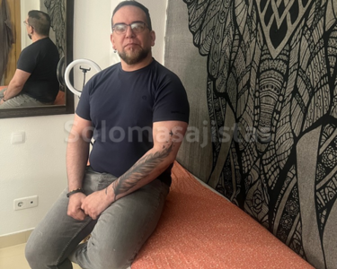 solomasajistas Masajistas masculinos Zaragoza Masajista para caballeros 642107679