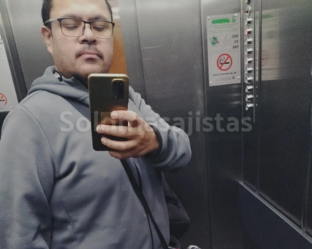 solomasajistas Masajistas                    Barcelona Masajista terapéutico barcelona 674995703