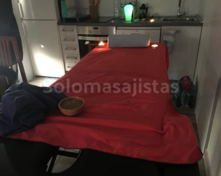 solomasajistas Masajistas masculinos Zaragoza Masajes sensitivos 676588351