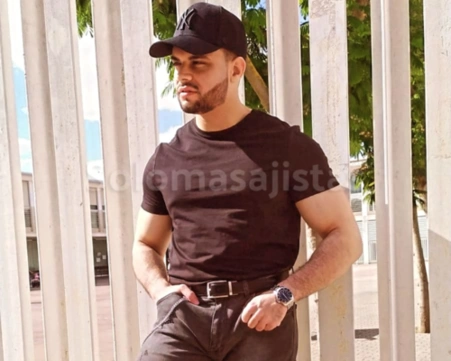 solomasajistas Masajistas masculinos Cuenca Masajes a domicilio 657033353