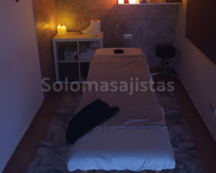 solomasajistas Masajistas masculinos Cádiz 2 chicos quiromasajistas 655889318