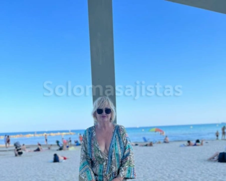 solomasajistas Masajes eróticos                    Alicante Lena masajista  604930265
