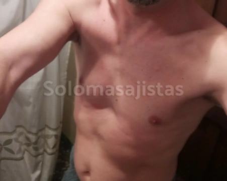 solomasajistas Masajistas masculinos Málaga Masaje sensitivo a domicilio solo mujeres 610092912